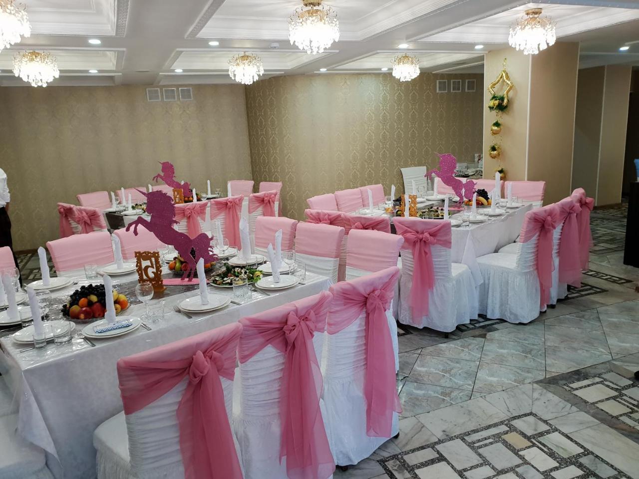 Hotel Tourist Астана Екстер'єр фото